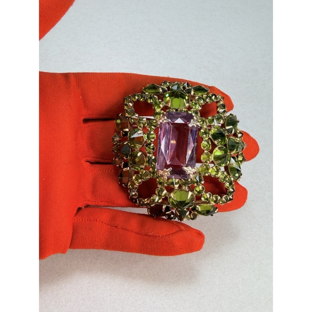 RARE Signed Schreiner New York Brooch Olive Peridot Green Lavender Rhinestones
